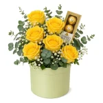 Caja Floral Pastel con Globo y Chocolate - Imagen 2